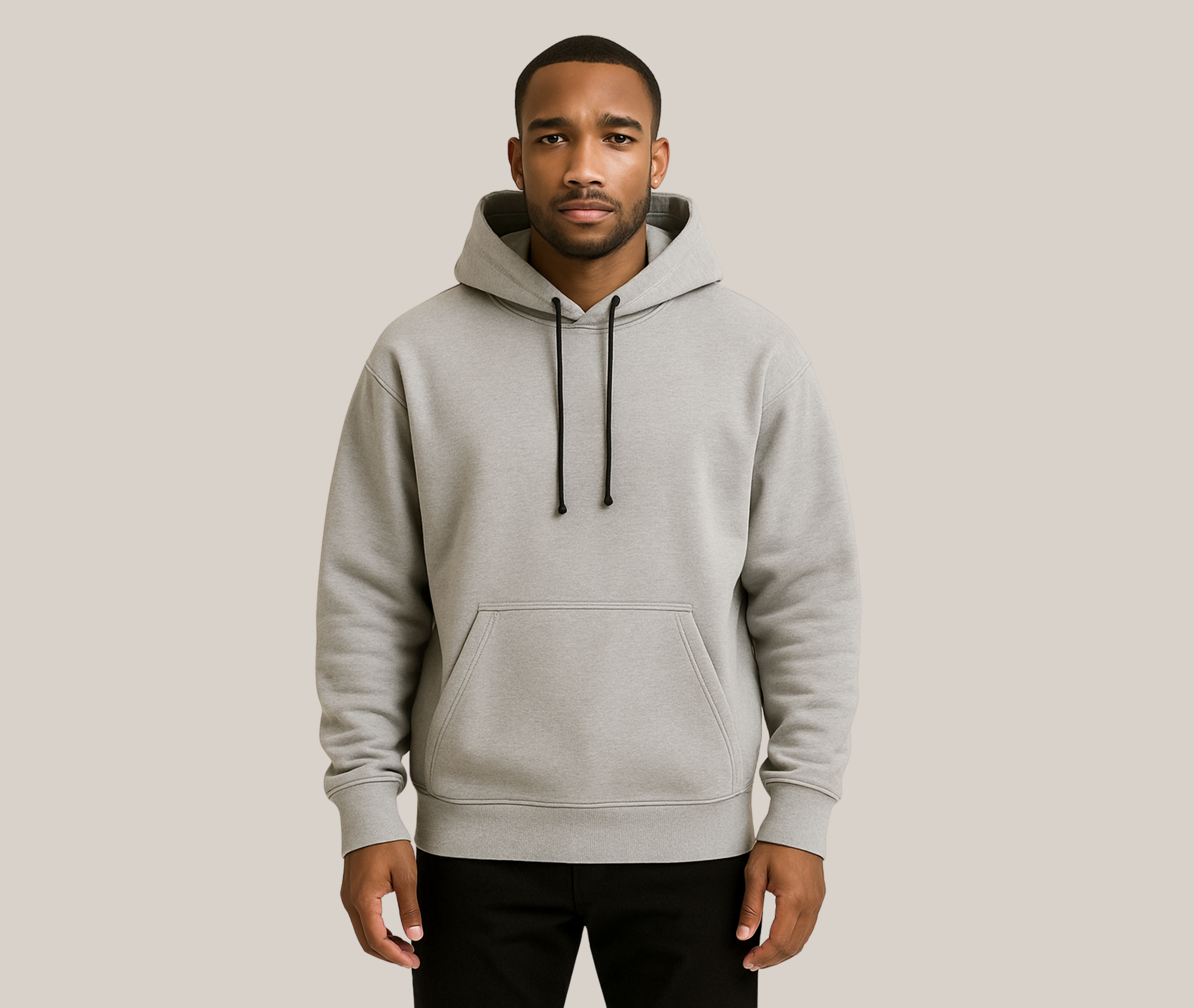 Hoodie i bomull med eget tryck – Klassisk, bekväm & hållbar